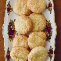 coconut biscuits