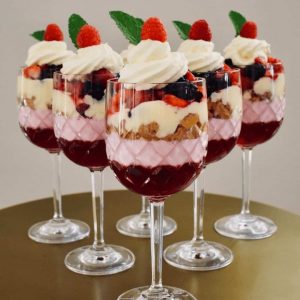 mini christmas trifles