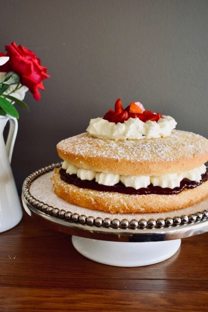 Victoria Sponge Cake Recipe | Cooking with Nana Ling