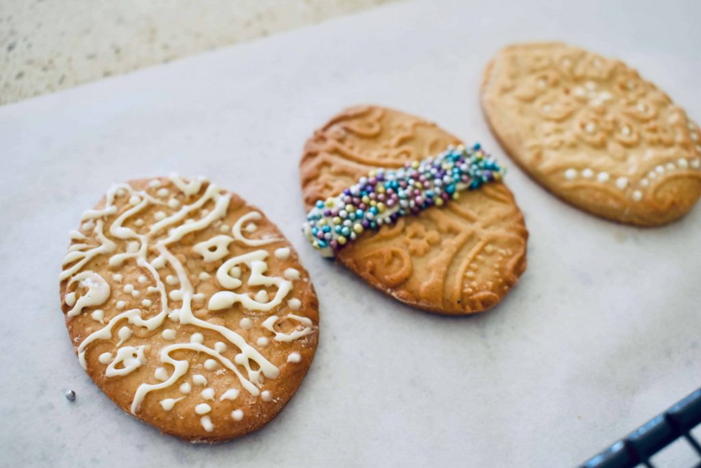 easter biscuits decorated