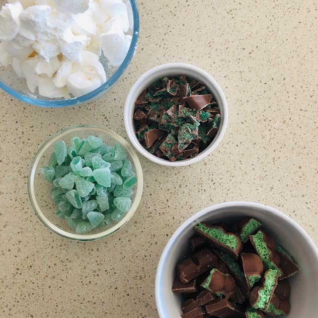 Mint Rocky Road Peppermint Crisp Bars recipe Cooking with Nana Ling