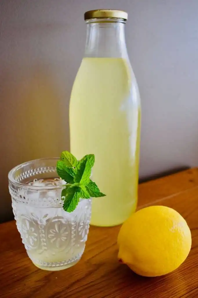 Lemon and Mint Cordial