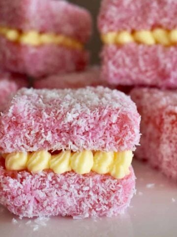 jelly lamingtons