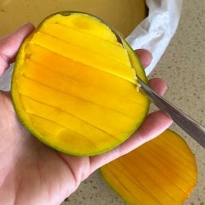 mango being sliced