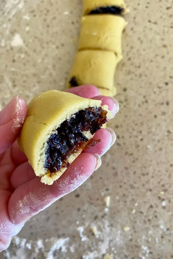making homemade spicy fruit roll biscuits