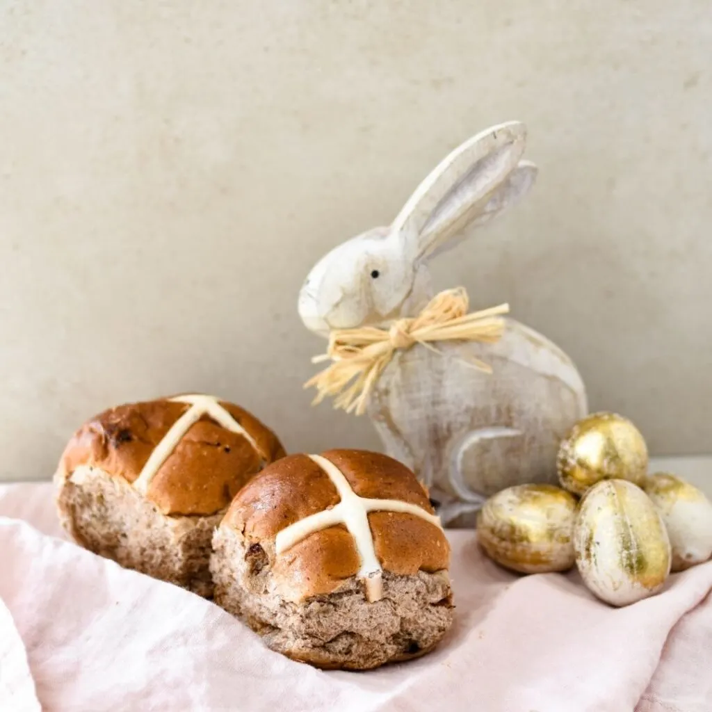 hot cross buns for pudding