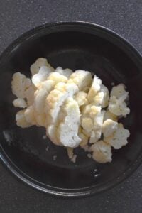 sliced cauliflower