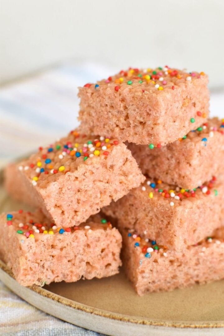 Rice Bubble Slice Recipe | Cooking with Nana Ling