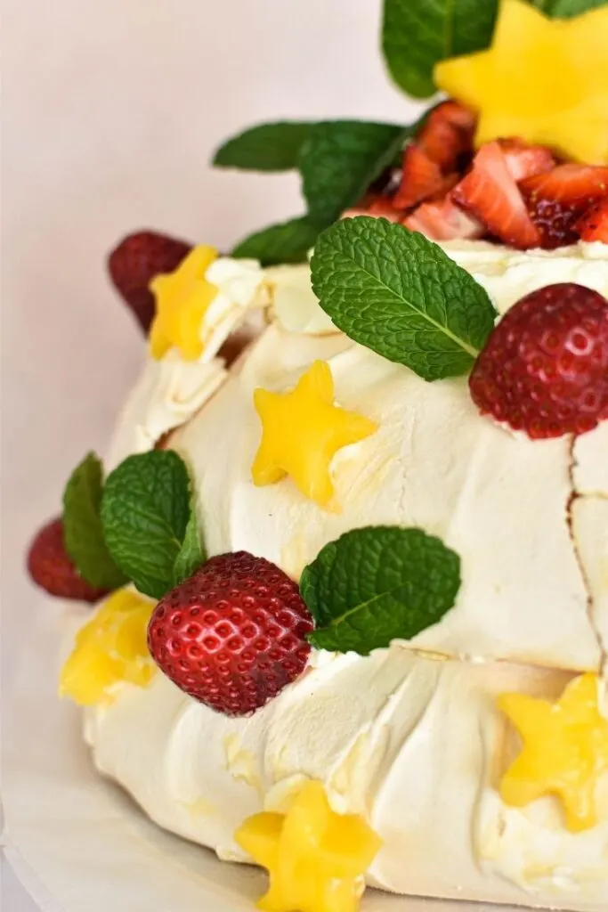 close up christmas pav