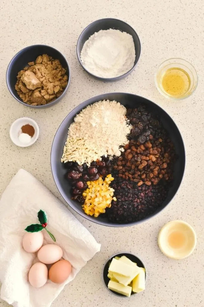 christmas pudding ingredients