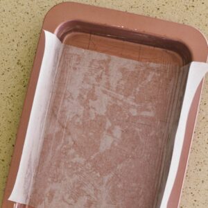 greased slice tin