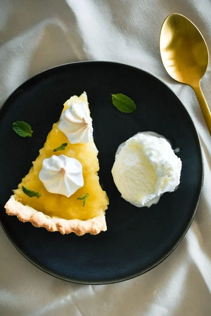 pineapple tart slice
