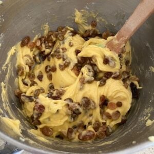 mixing in sultanas