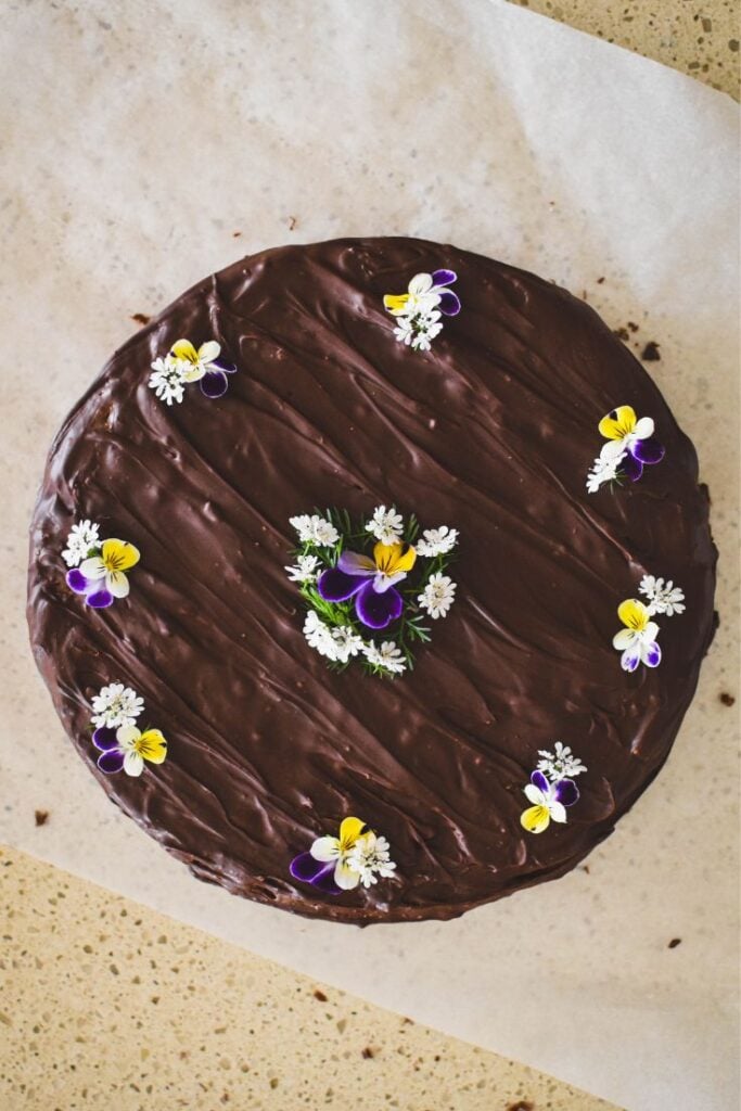 chocolate biscuit cake top