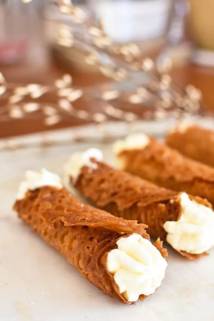 brandy snaps filled with cream