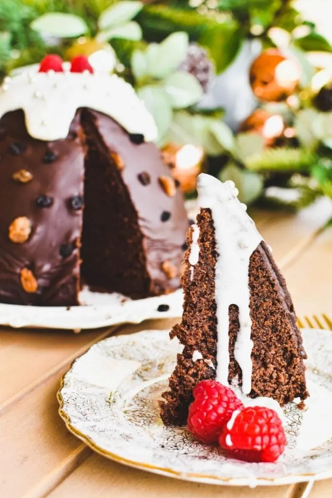 chocolate christmas pudding cake 1