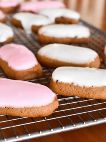 honey jumbles on cooling tray.