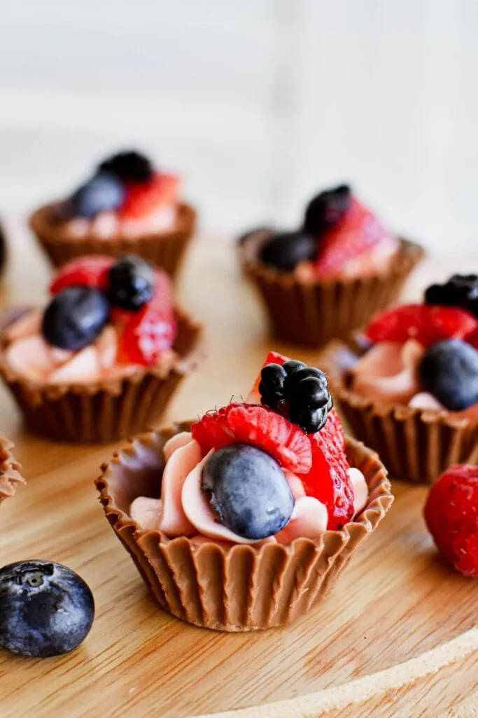 choc berry cups