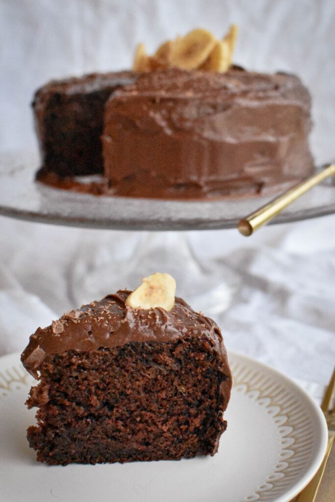chocolate banana cake slice