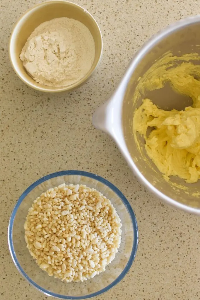 making rice bubble biscuits 2