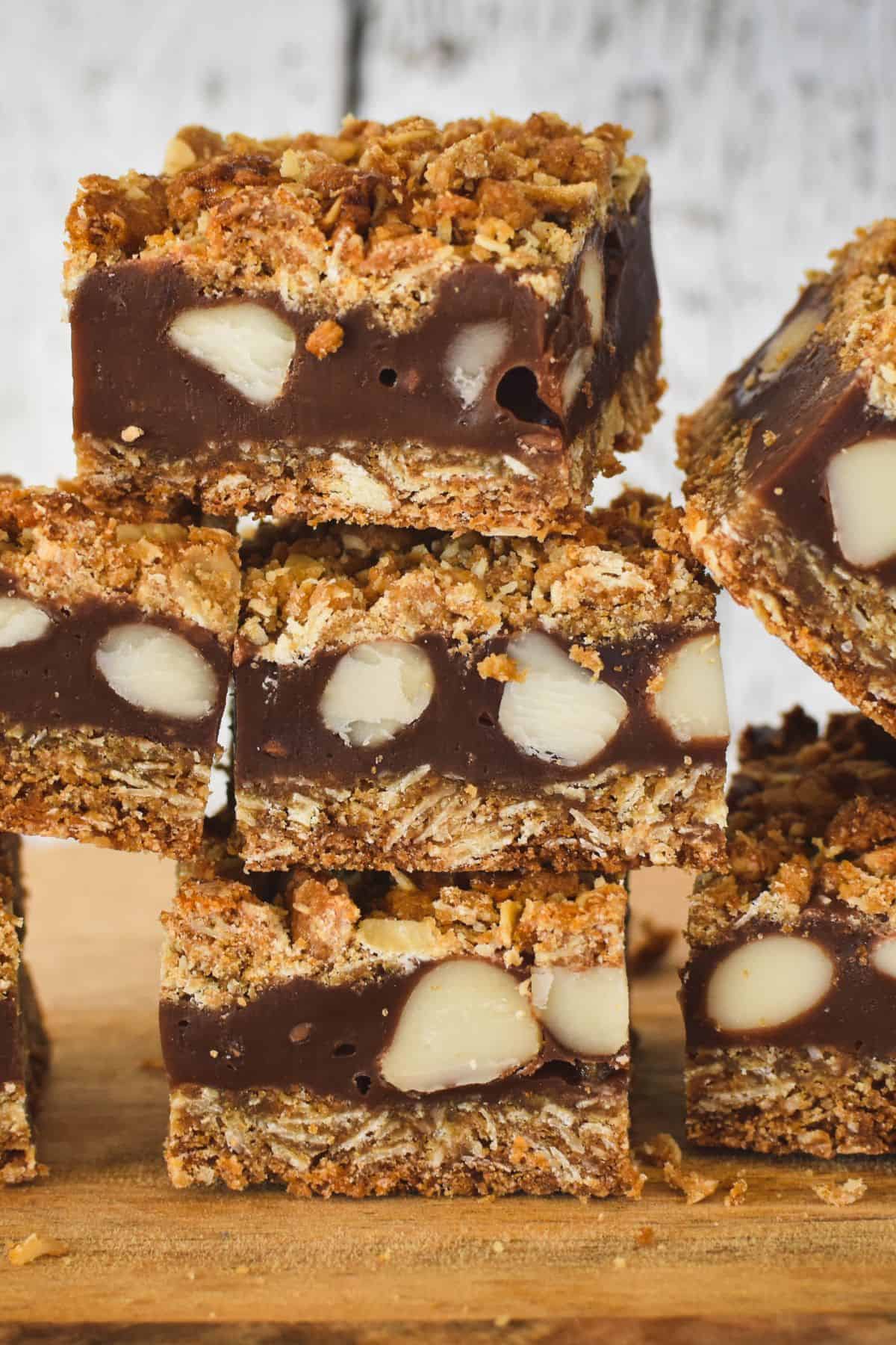 Anzac Slice Choc Macadamia Filling | Cooking with Nana Ling