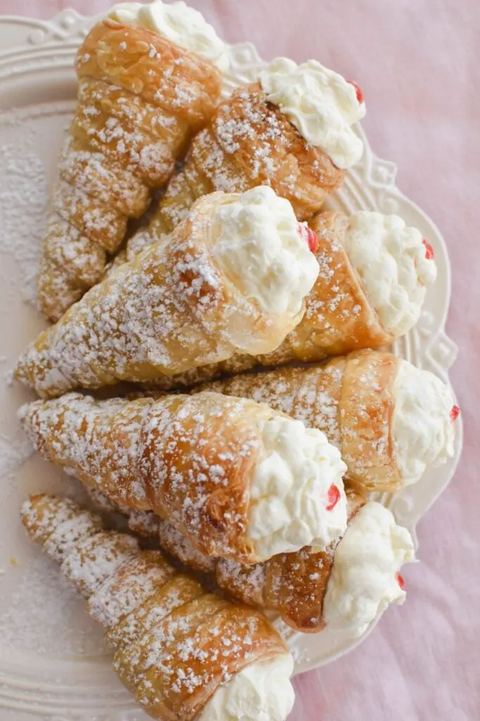 serving cream horns