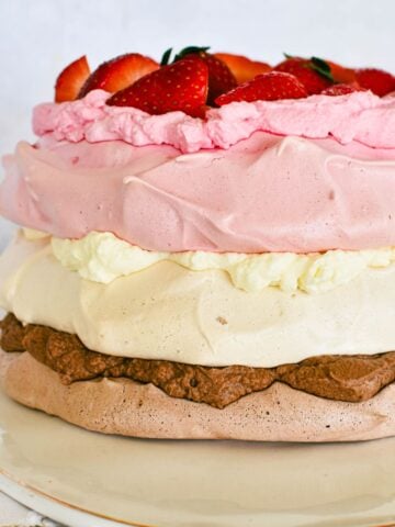 neapolitan pavlova