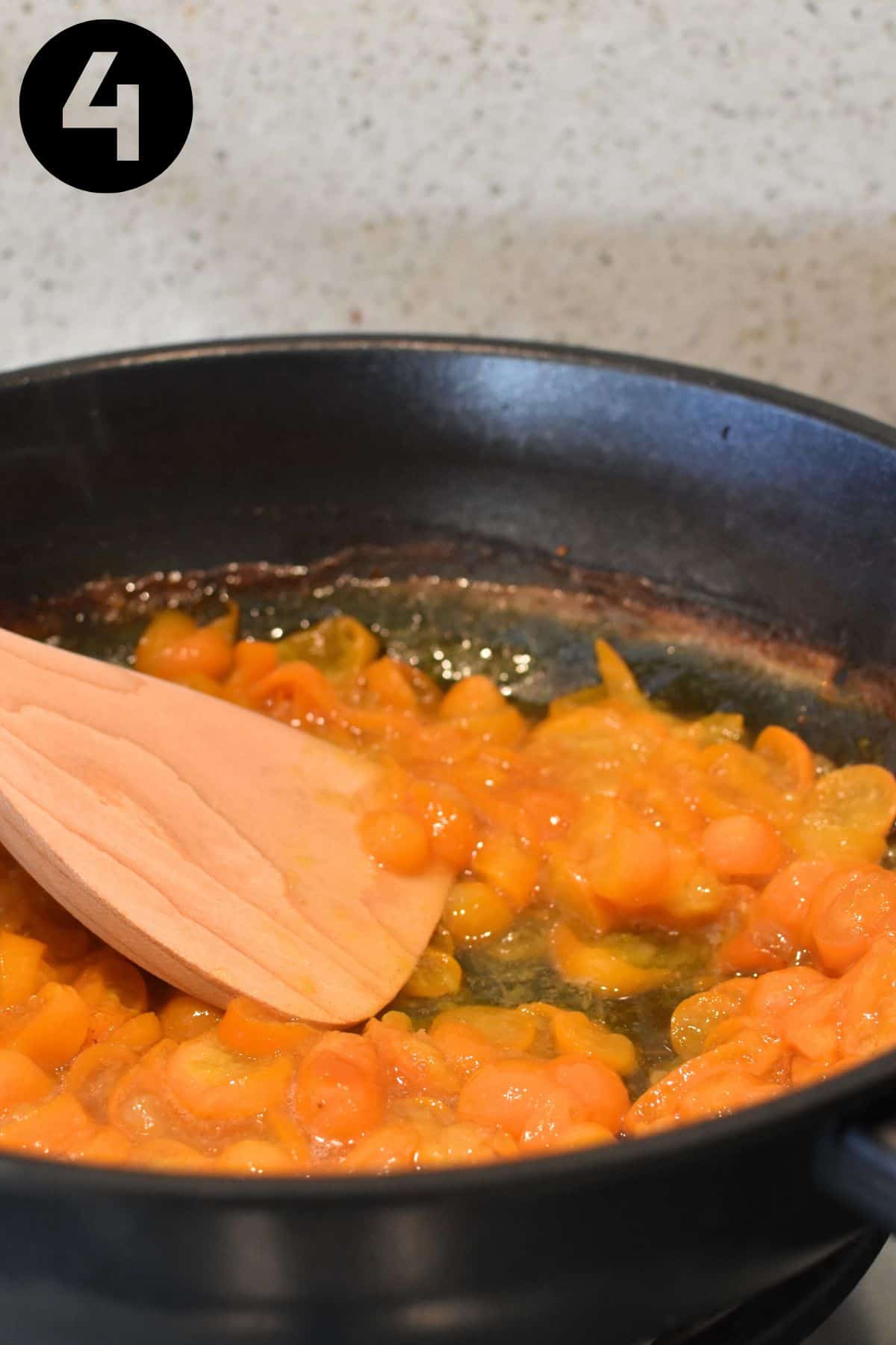 Kumquat and water mixture before adding sugar.