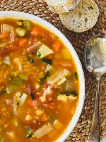 Vegetable soup in bowl.