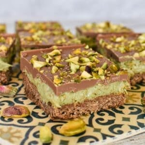 Dubai chocolate Slice with an Australian twist.